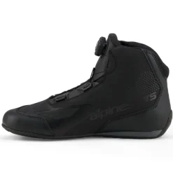 Celer Shoes