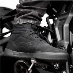 Primer Riding Shoes