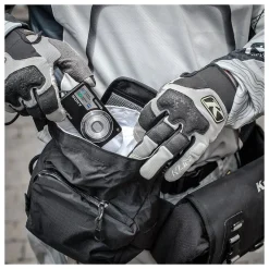 R8 Waist Pack